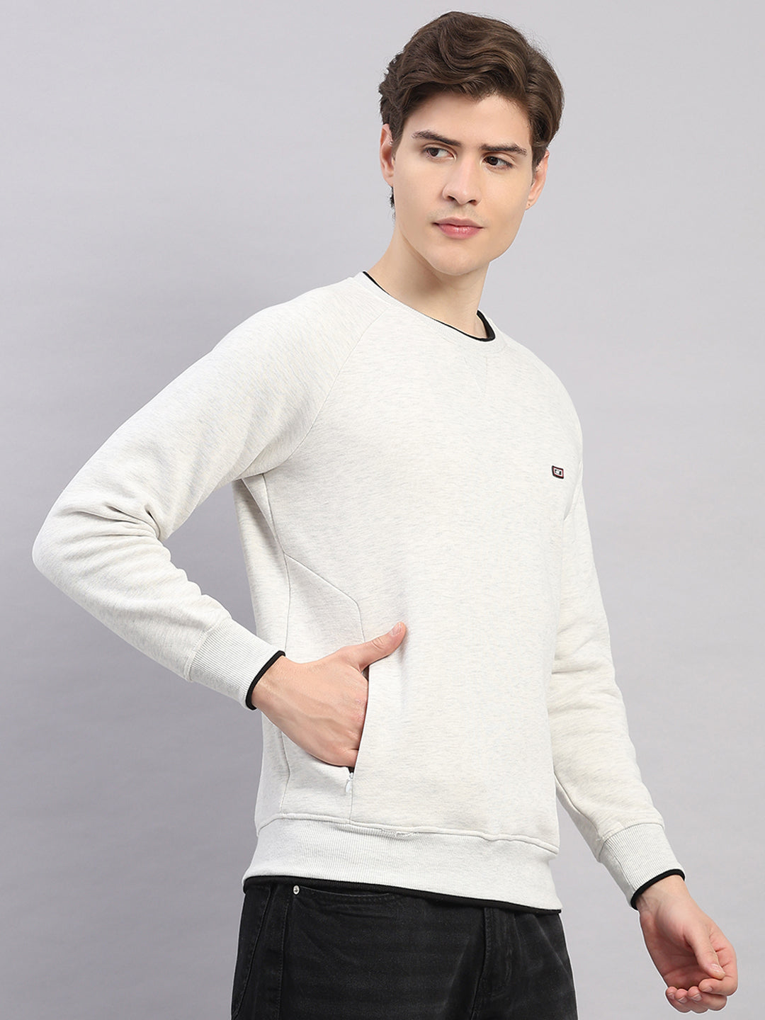 Men Off White Solid Round Neck Full Sleeve Sweatshirt