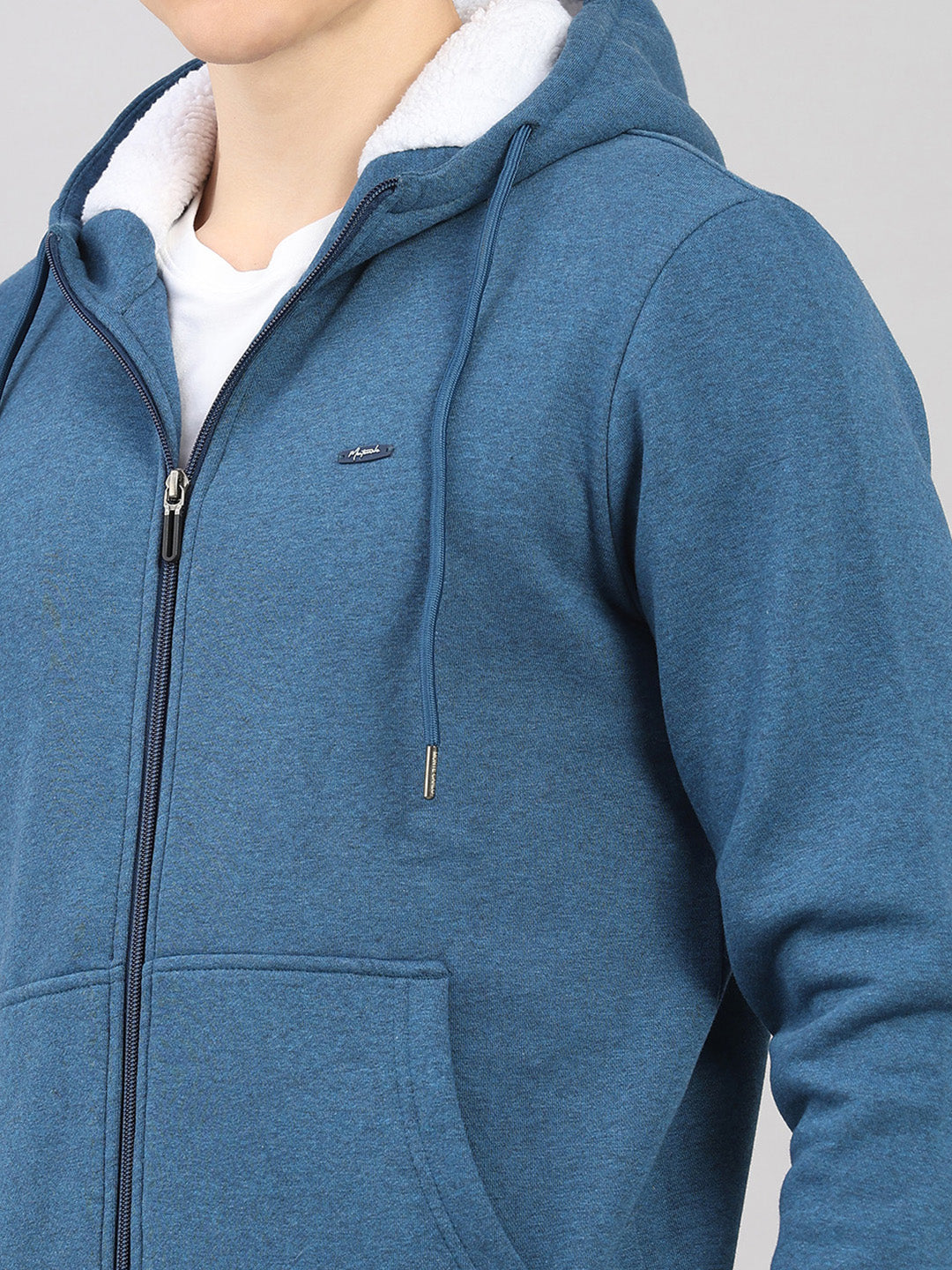 Men Blue Solid Hooded Full Sleeve Sweatshirt