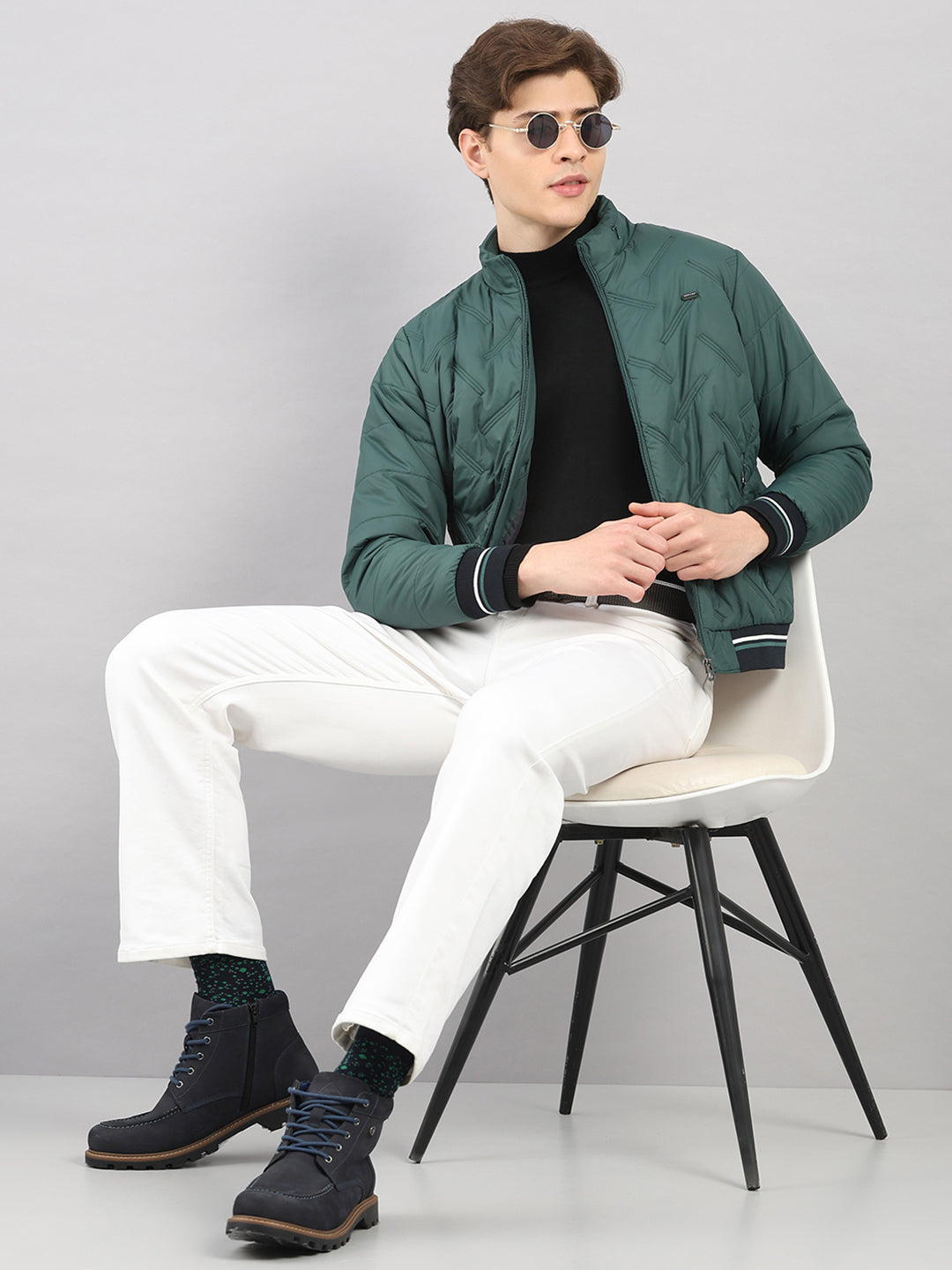 Men Green Solid Hooded Full Sleeve Jacket