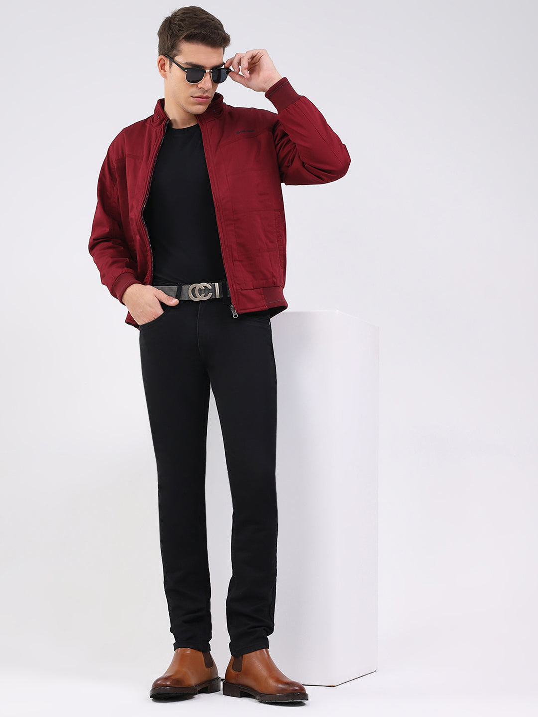 Men Maroon Solid Mock Neck Full Sleeve Jacket