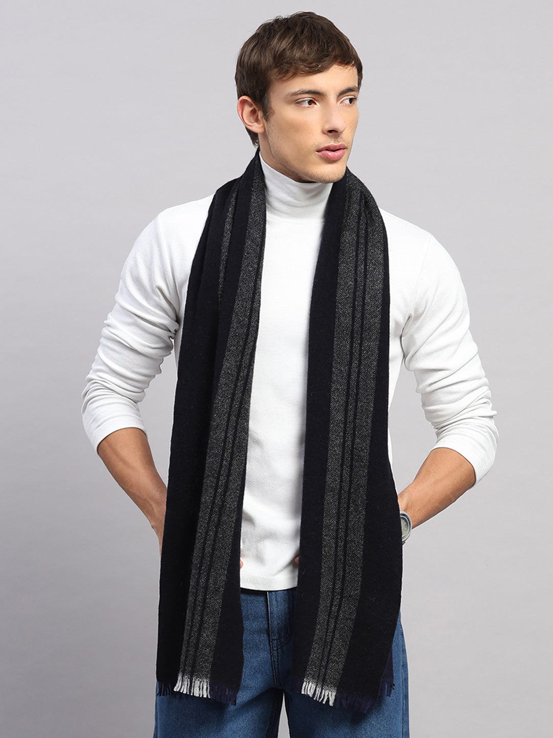 Men Multicolor Self Design Wool Muffler
