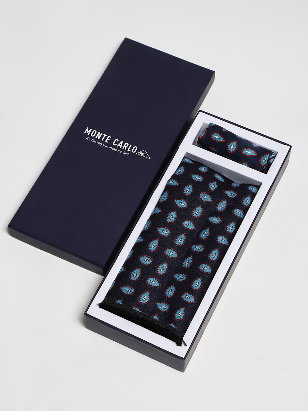 Men Multicolor Self Design Wool Muffler