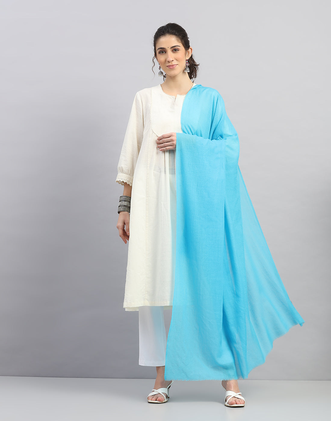 Women Multicolor Self Design Shawl