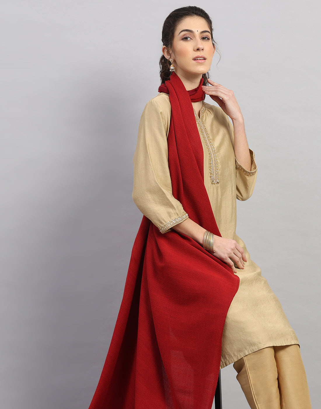 Women Multicolor Self Design Shawl