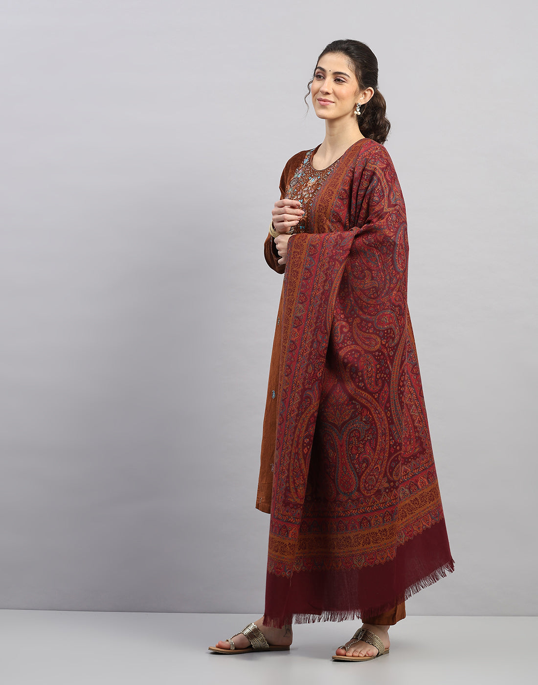 Women Multicolor Self Design Shawl