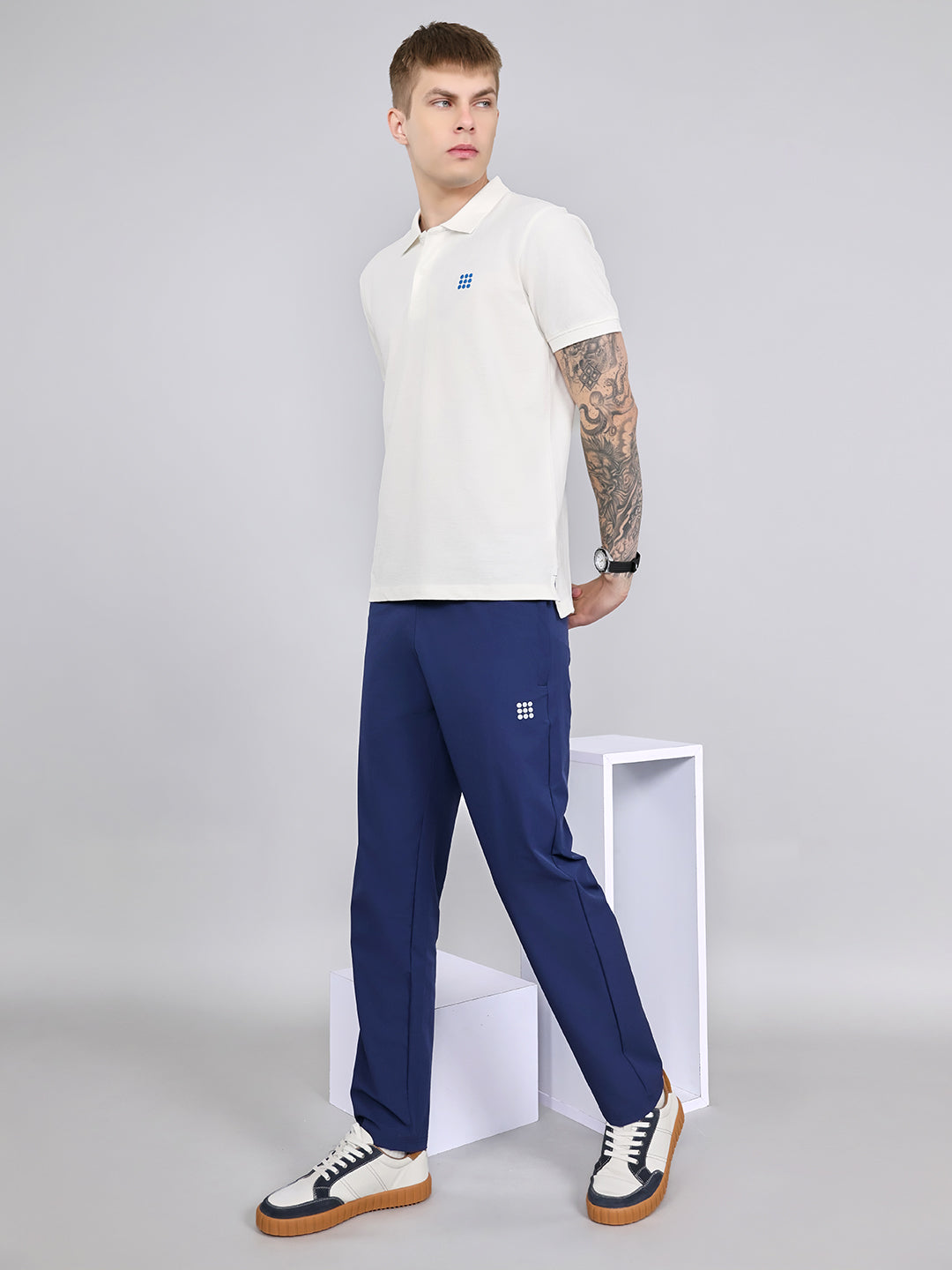 Rock.it Men Off White Solid Collar Half Sleeve T-Shirt