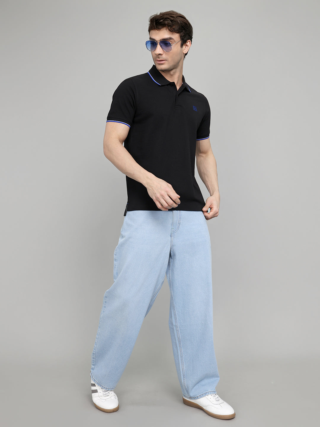 Rock.it Men Black Self Design Collar Half Sleeve T-Shirt