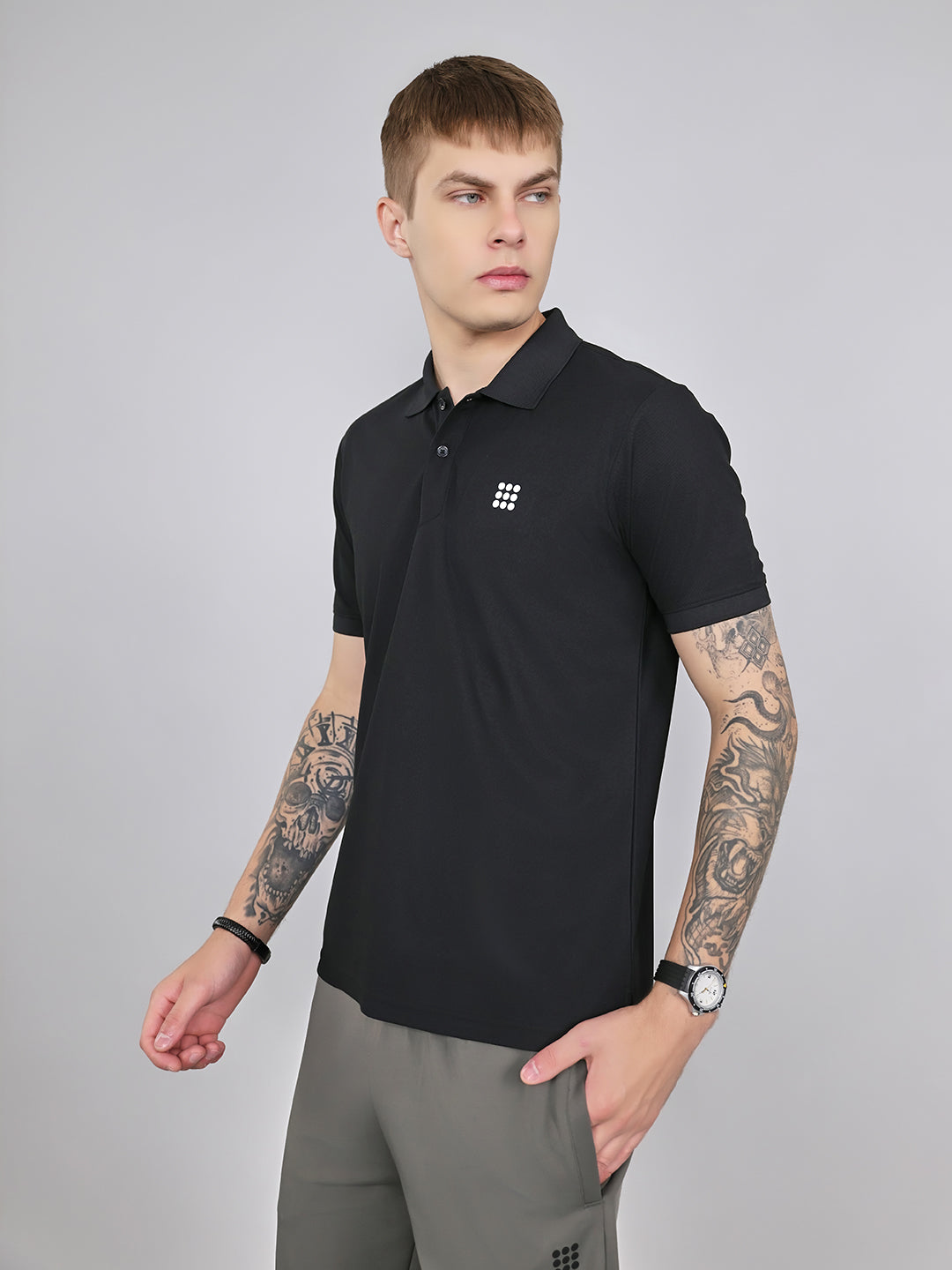 Rock.it Men Black Solid Collar Half Sleeve T-Shirt