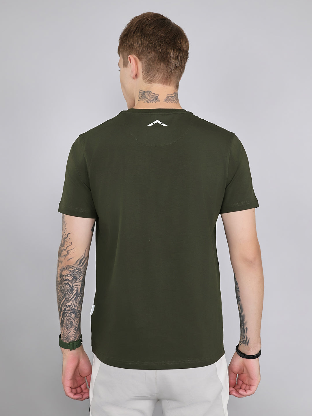 Rock.it Men Olive Solid Round Neck Half Sleeve T-Shirt