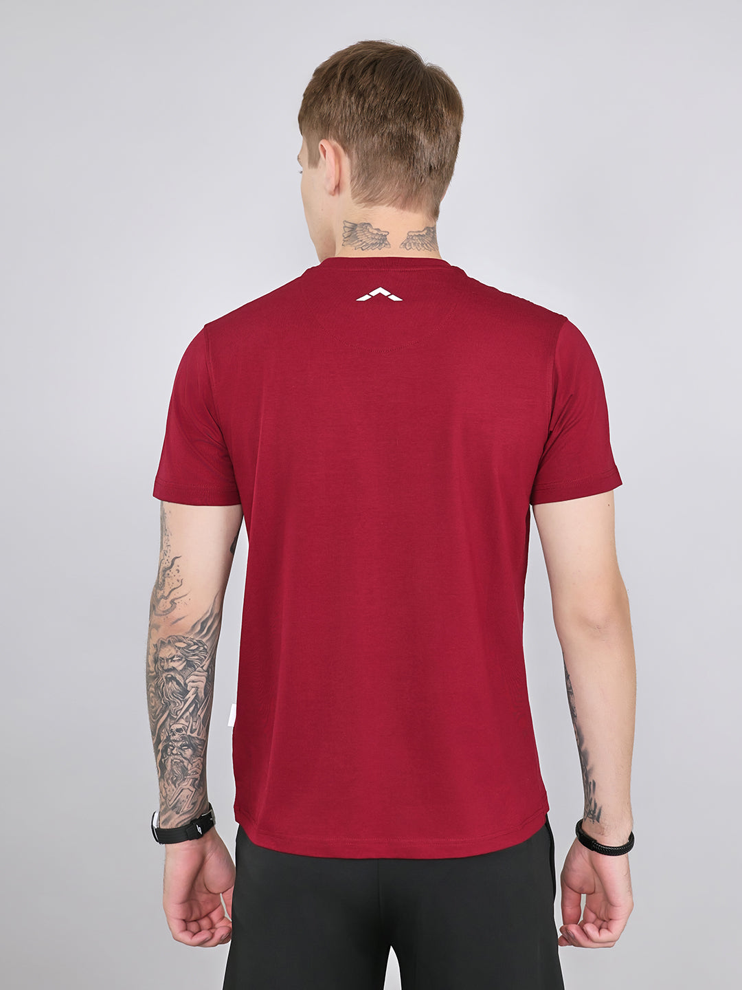 Rock.it Men Maroon Solid Round Neck Half Sleeve T-Shirt