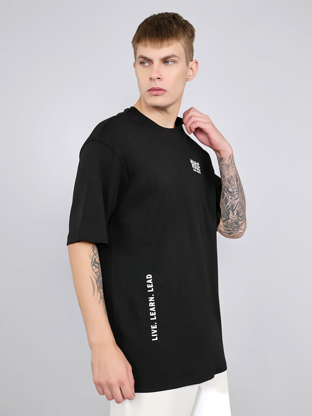 Rock.it Men Black Printed Round Neck Drop Shoulder Half Sleeve T-Shirt