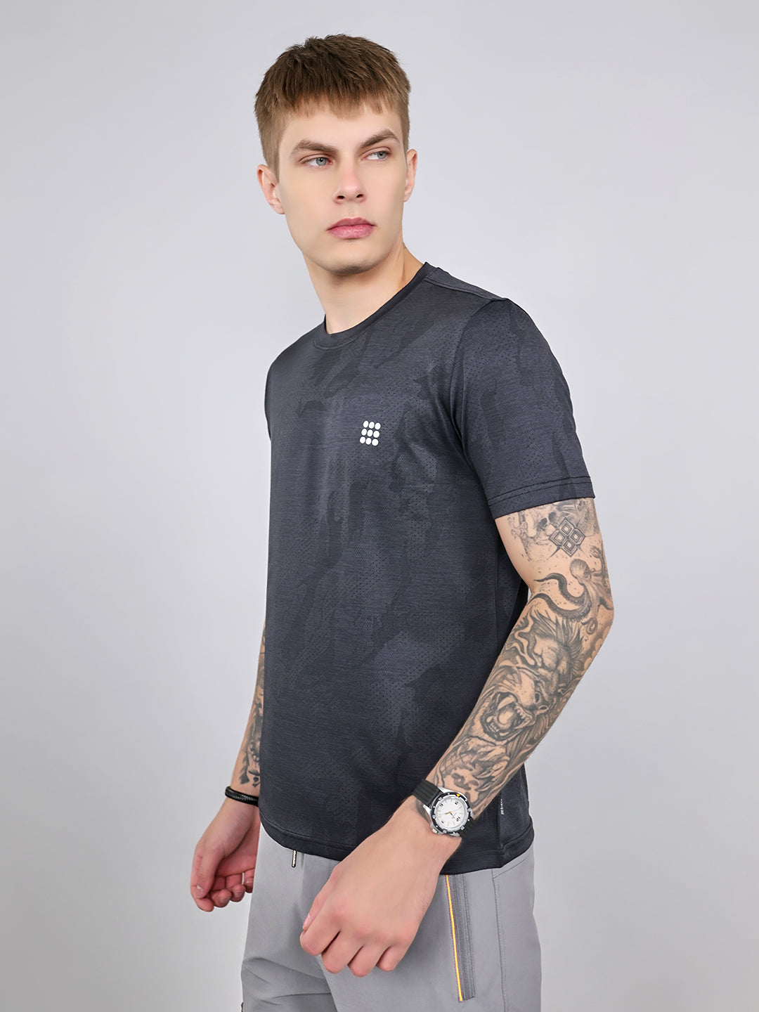 Rock.it Men Charcoal Solid Round Neck Half Sleeve T-Shirt