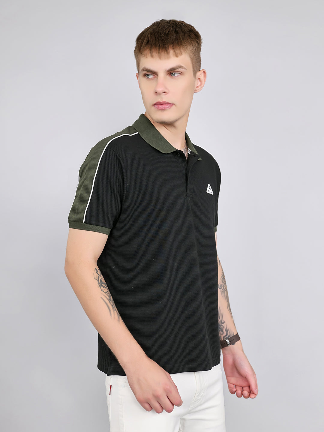 Rock.it Men Black Self Design Collar Half Sleeve T-Shirt