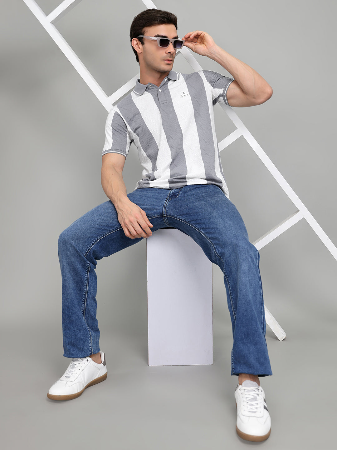 Rock.it Men Grey & White Stripe Collar Half Sleeve T-Shirt