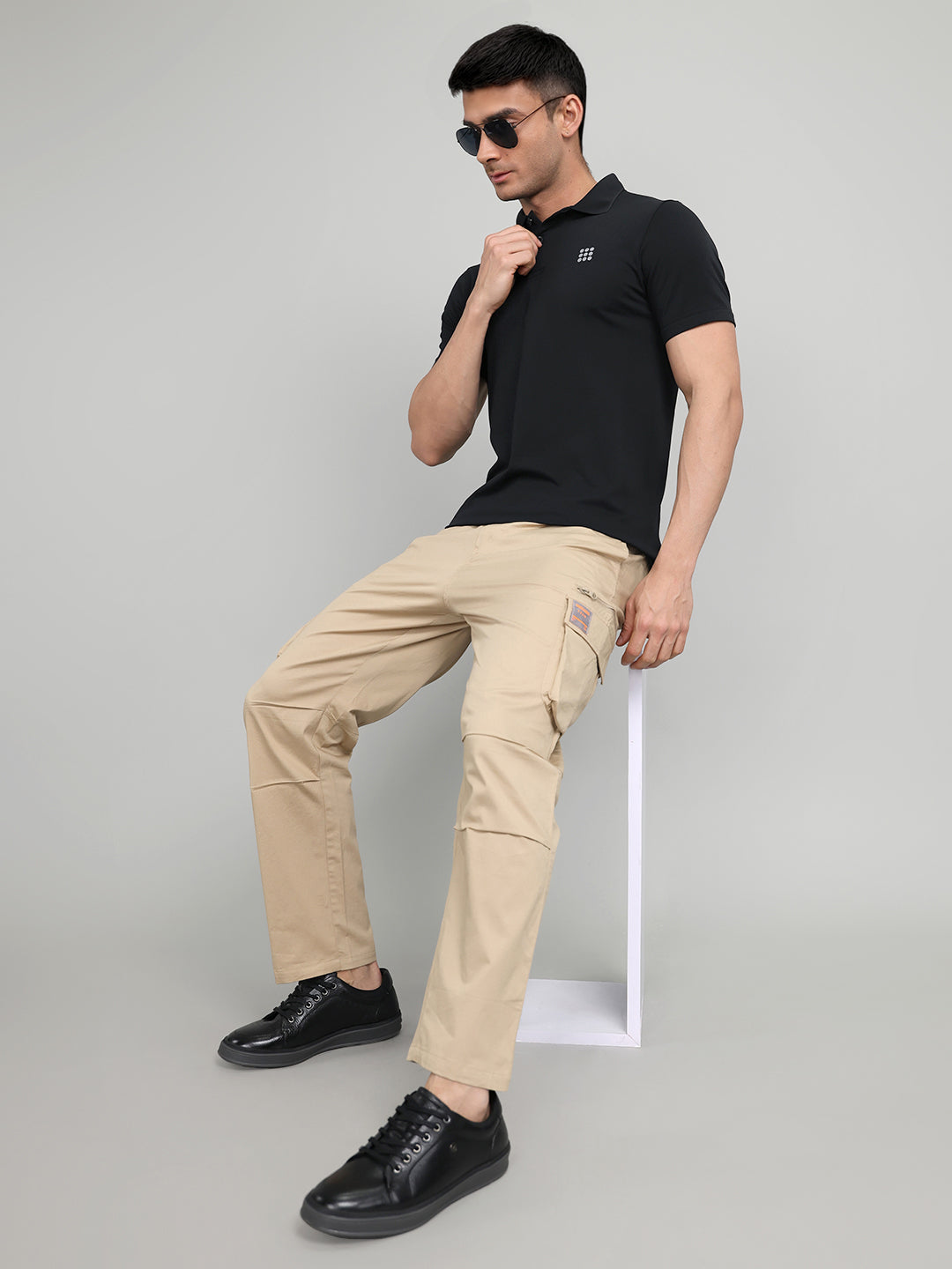Rock.it Men Black Solid Collar Half Sleeve T-Shirt