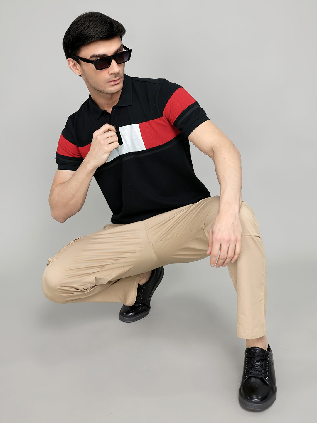 Rock.it Men Black Colourblocked Collar Half Sleeve T-Shirt
