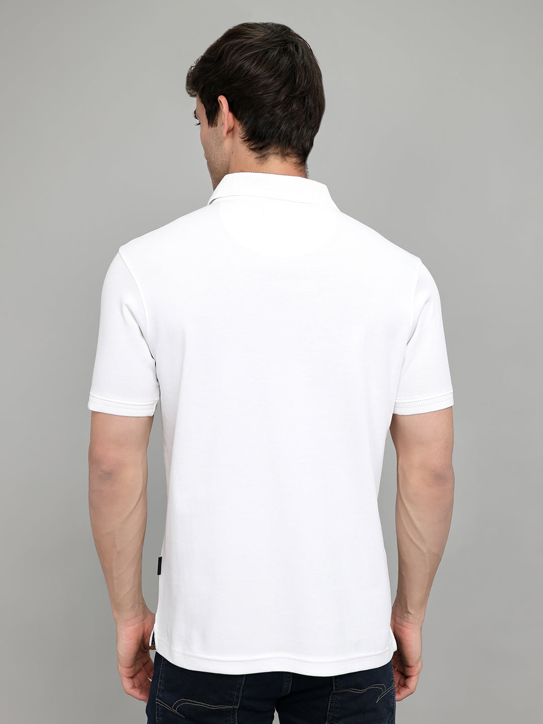 Rock.it Men White Solid Collar Half Sleeve T-Shirt