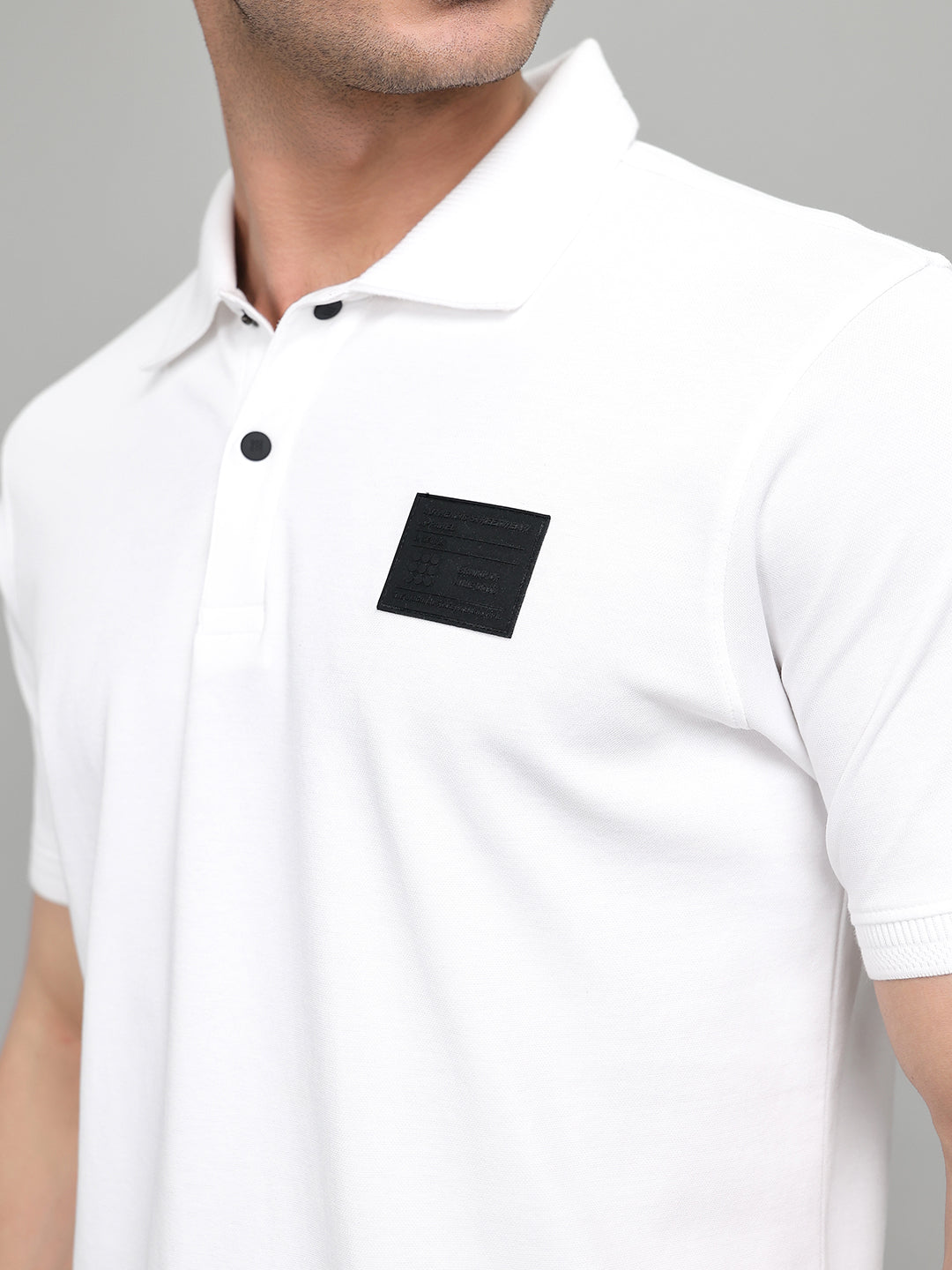 Rock.it Men White Solid Collar Half Sleeve T-Shirt