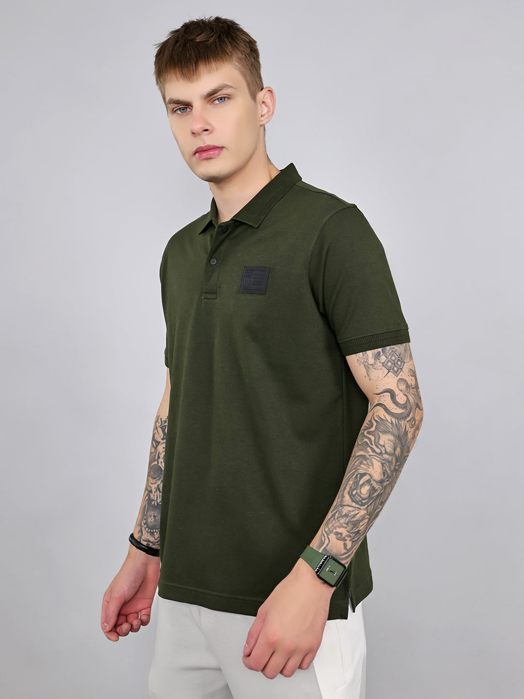 Rock.it Men Olive Solid Collar Half Sleeve T-Shirt