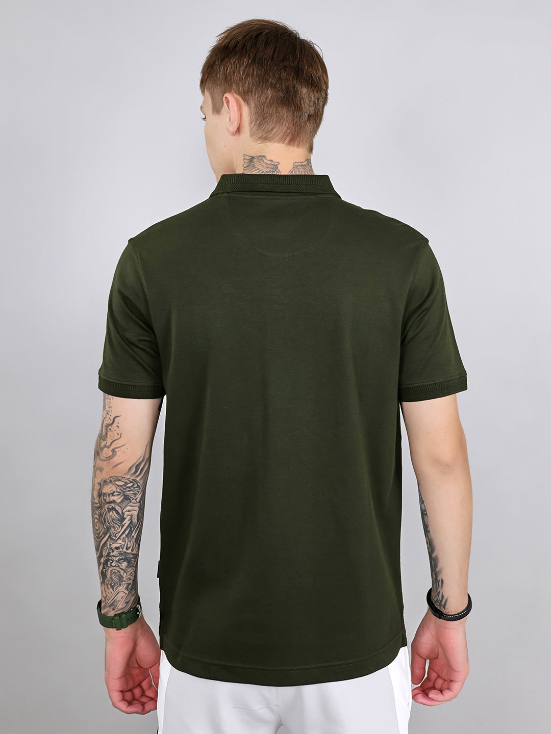 Rock.it Men Olive Solid Collar Half Sleeve T-Shirt