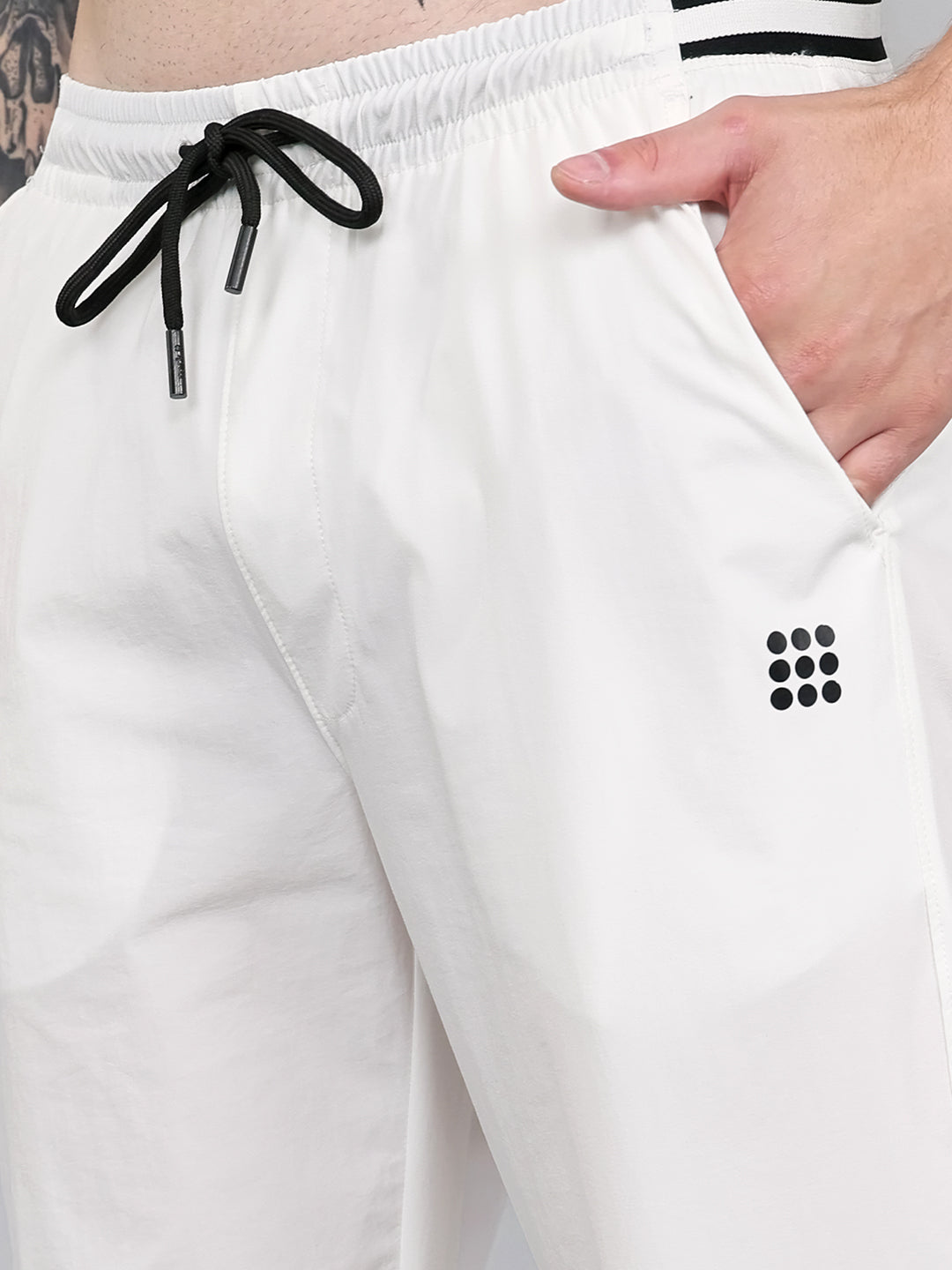 Rock.it Men Off White Solid Regular Fit Lower