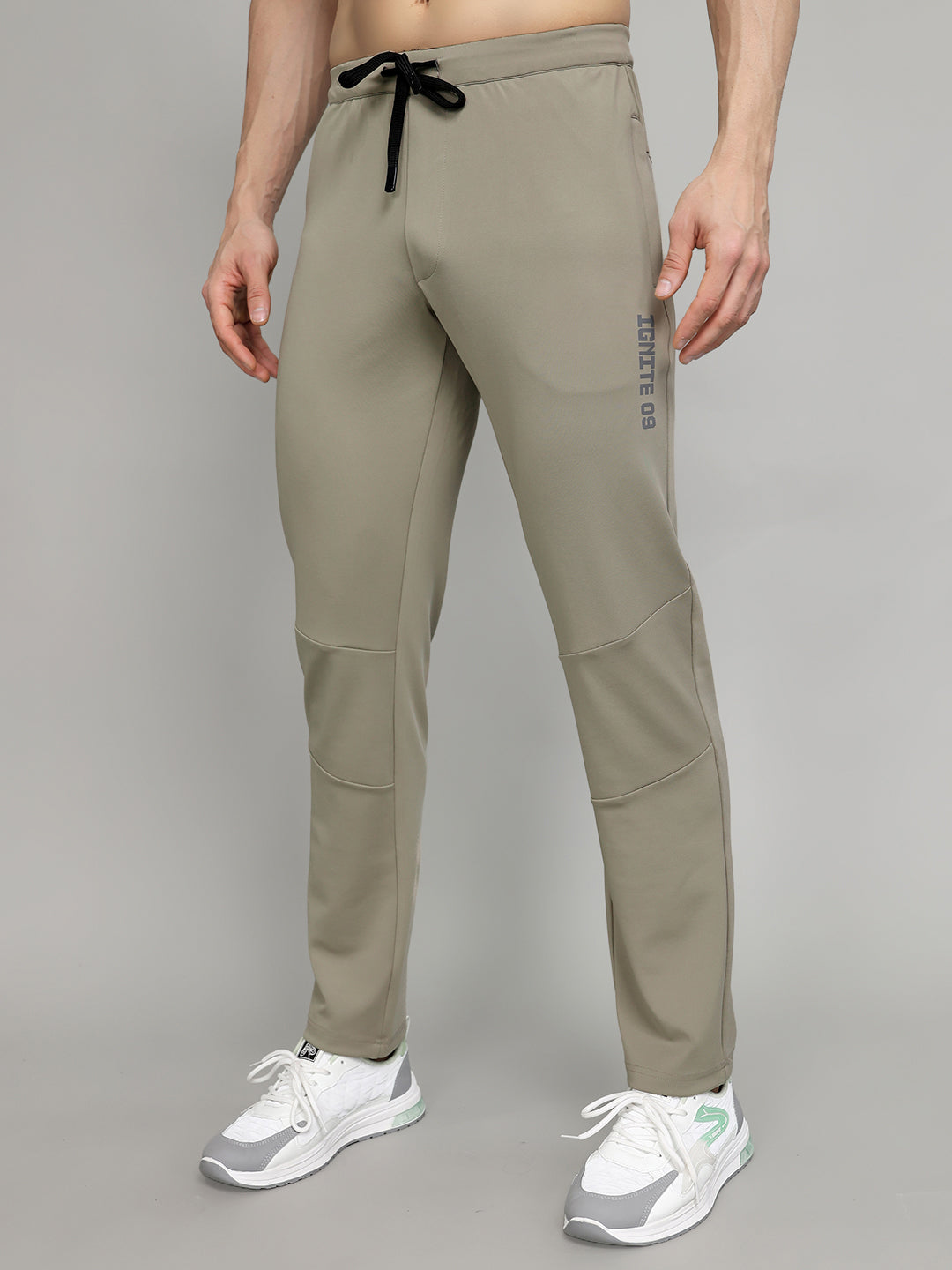 Rock.it Men Beige Solid Slim Fit Lower