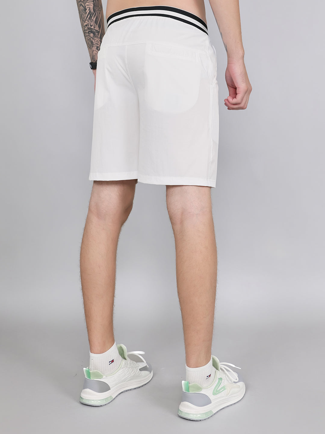 Rock.it Men Off White Solid Regular Fit Shorts