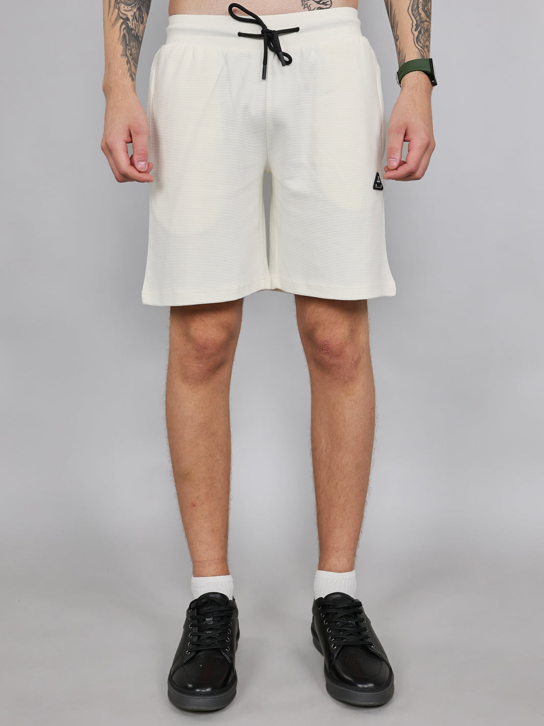 Rock.it Men Off White Self Design Round Neck Half Sleeve Cords Set