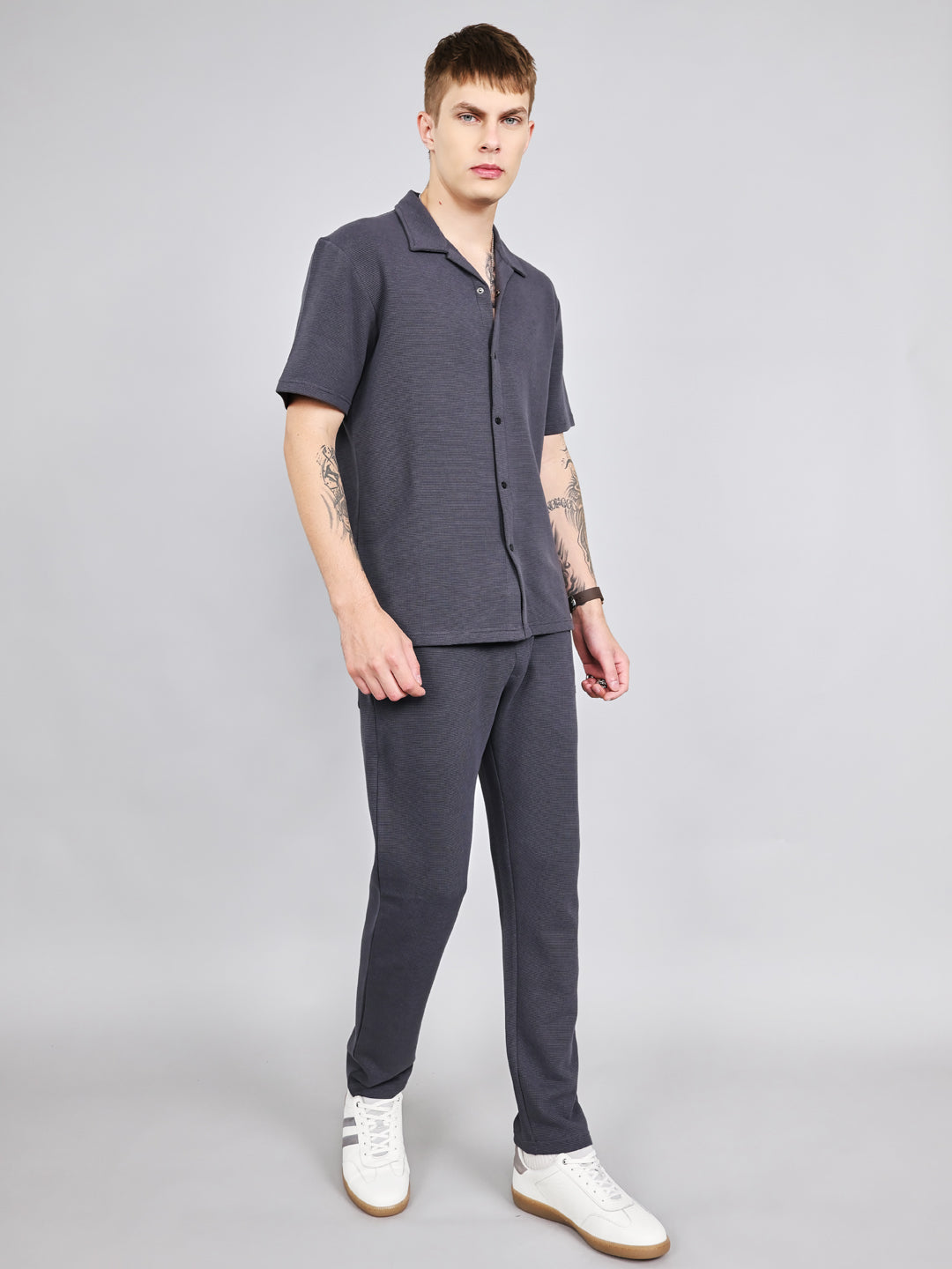 Rock.it Men Grey Solid Collar Half Sleeve Cords Set
