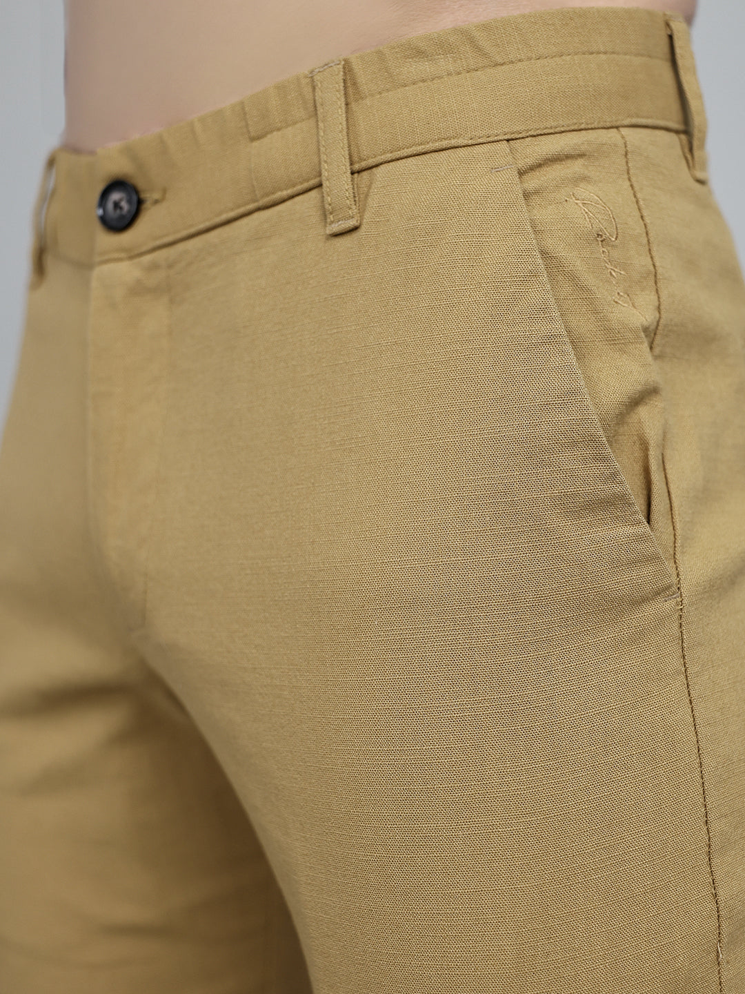 Rock.it Men Khaki Solid Regular Fit Chinos