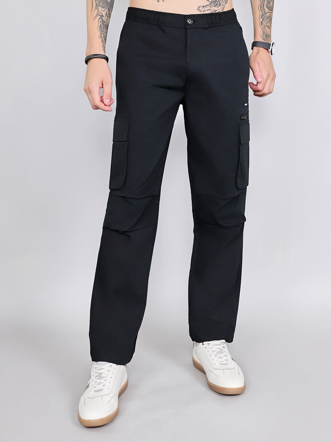 Rock.it Men Black Solid Regular Fit Cargo