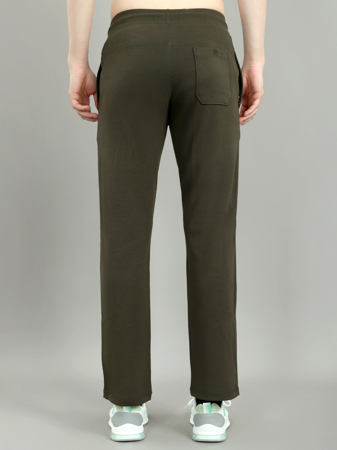 Men Olive Solid Regular Fit Lower