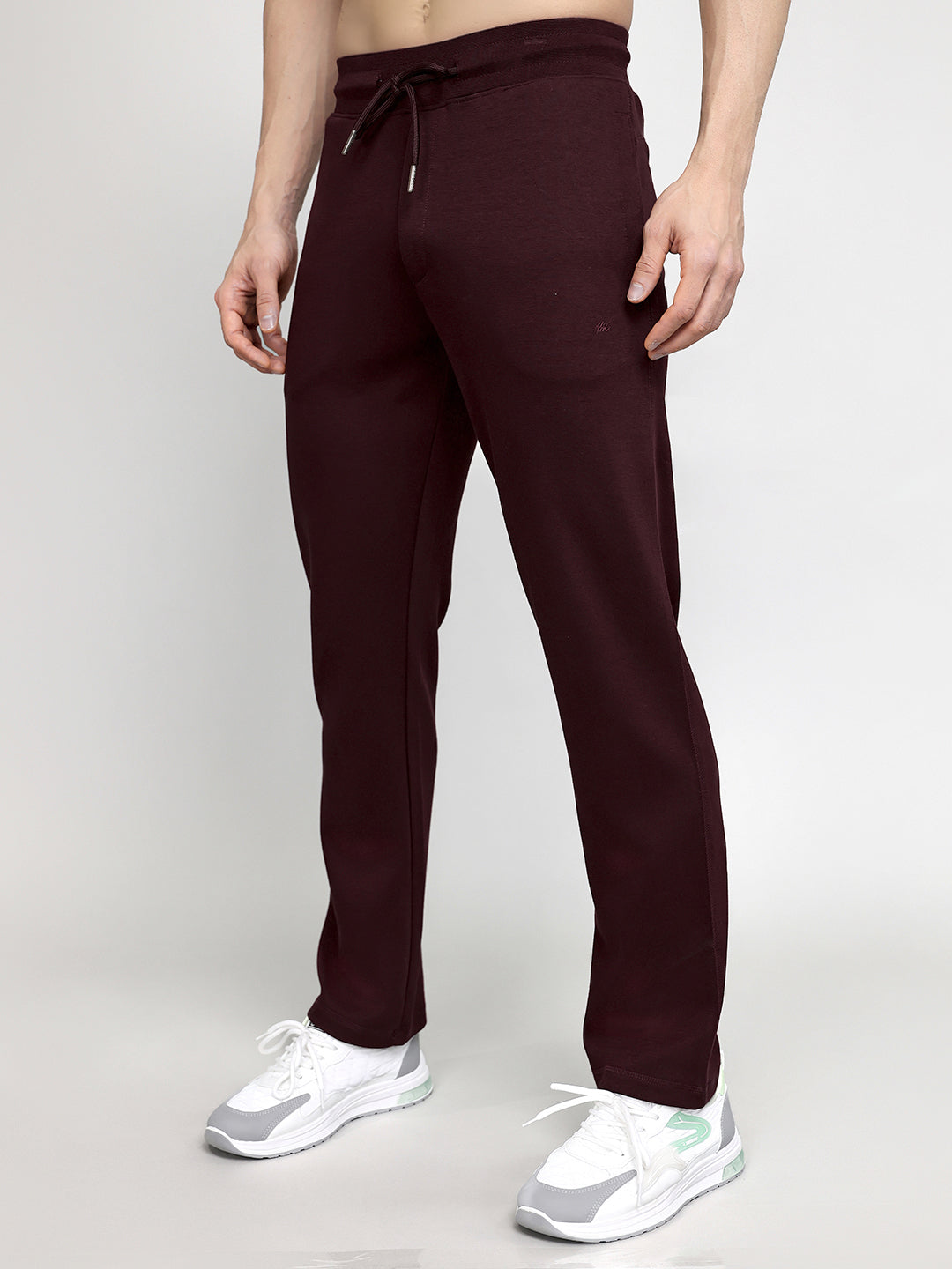 Men Maroon Solid Regular Fit Lower