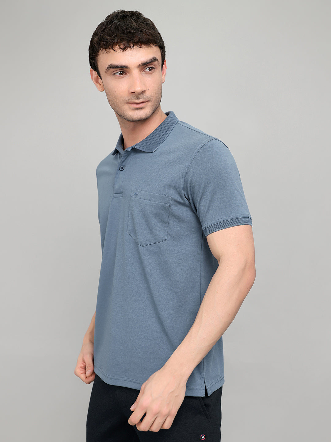 Men Blue Solid Collar Half Sleeve T-Shirt