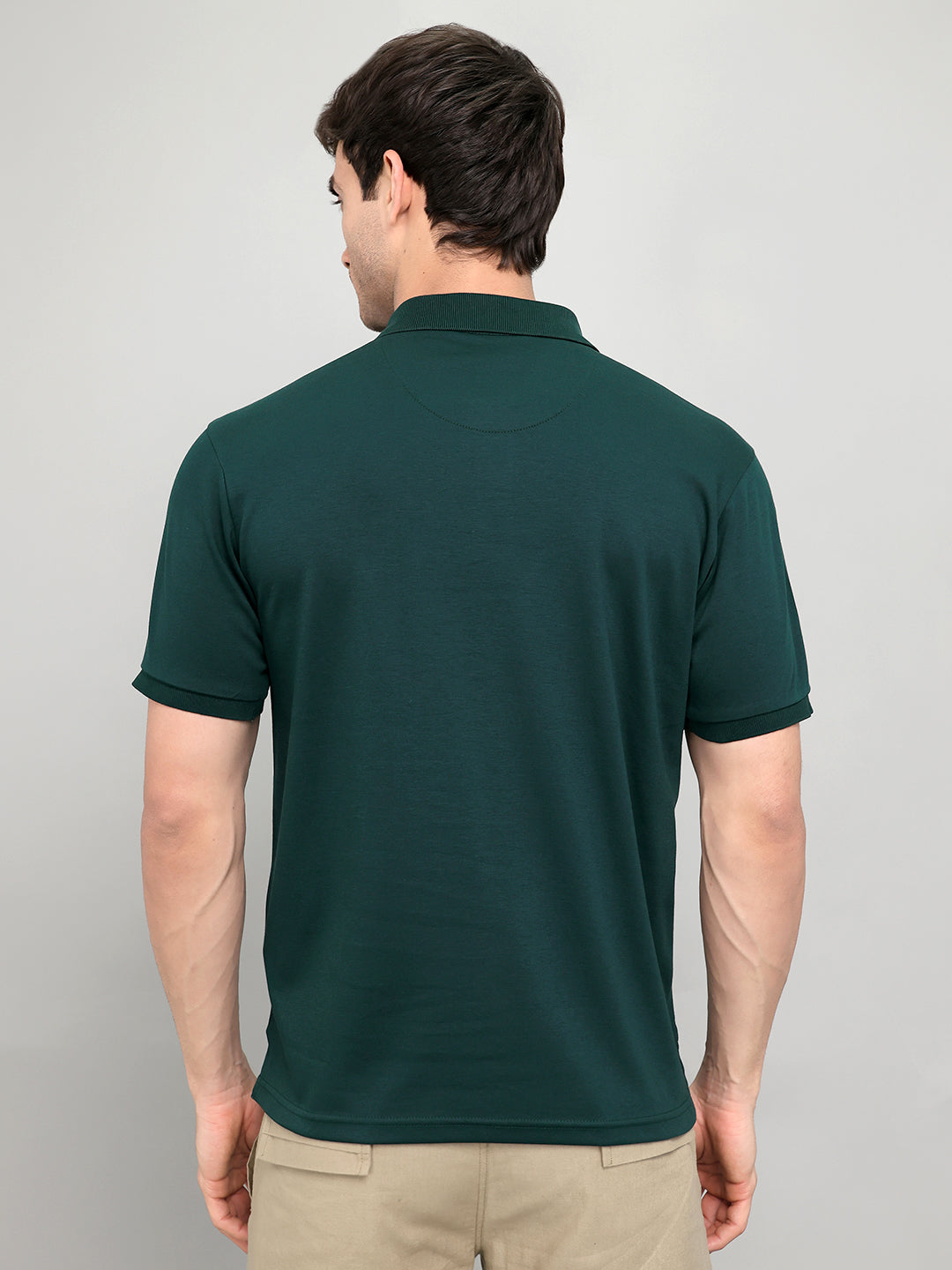 Men Green Solid Collar Half Sleeve T-Shirt