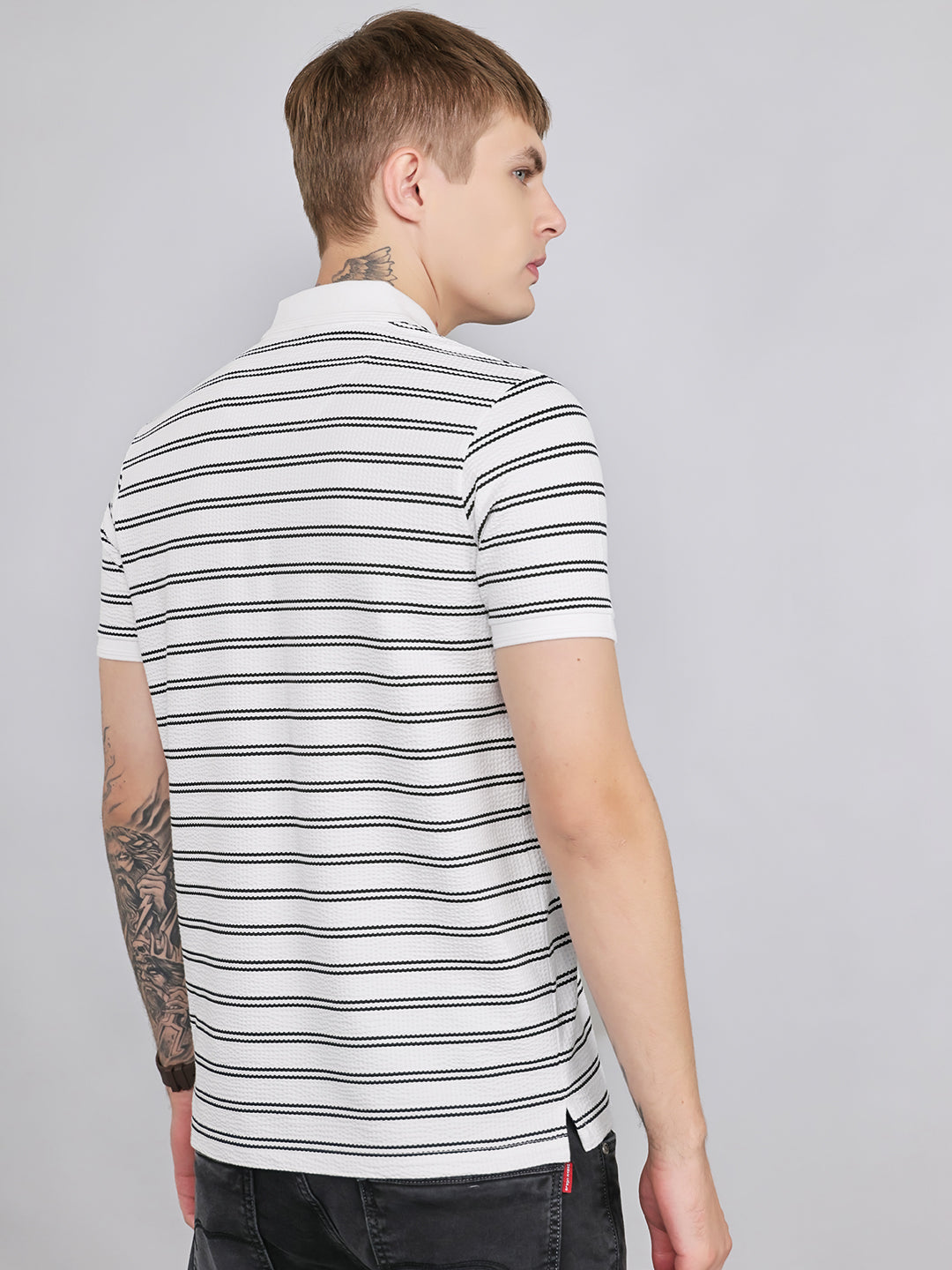 Men Grey Stripe Collar Half Sleeve T-Shirt
