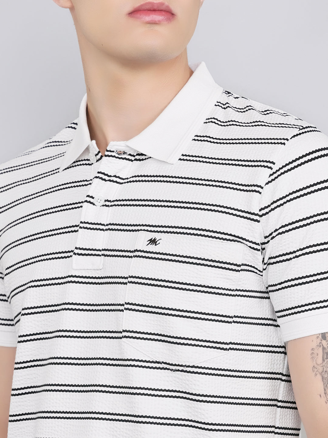Men Grey Stripe Collar Half Sleeve T-Shirt