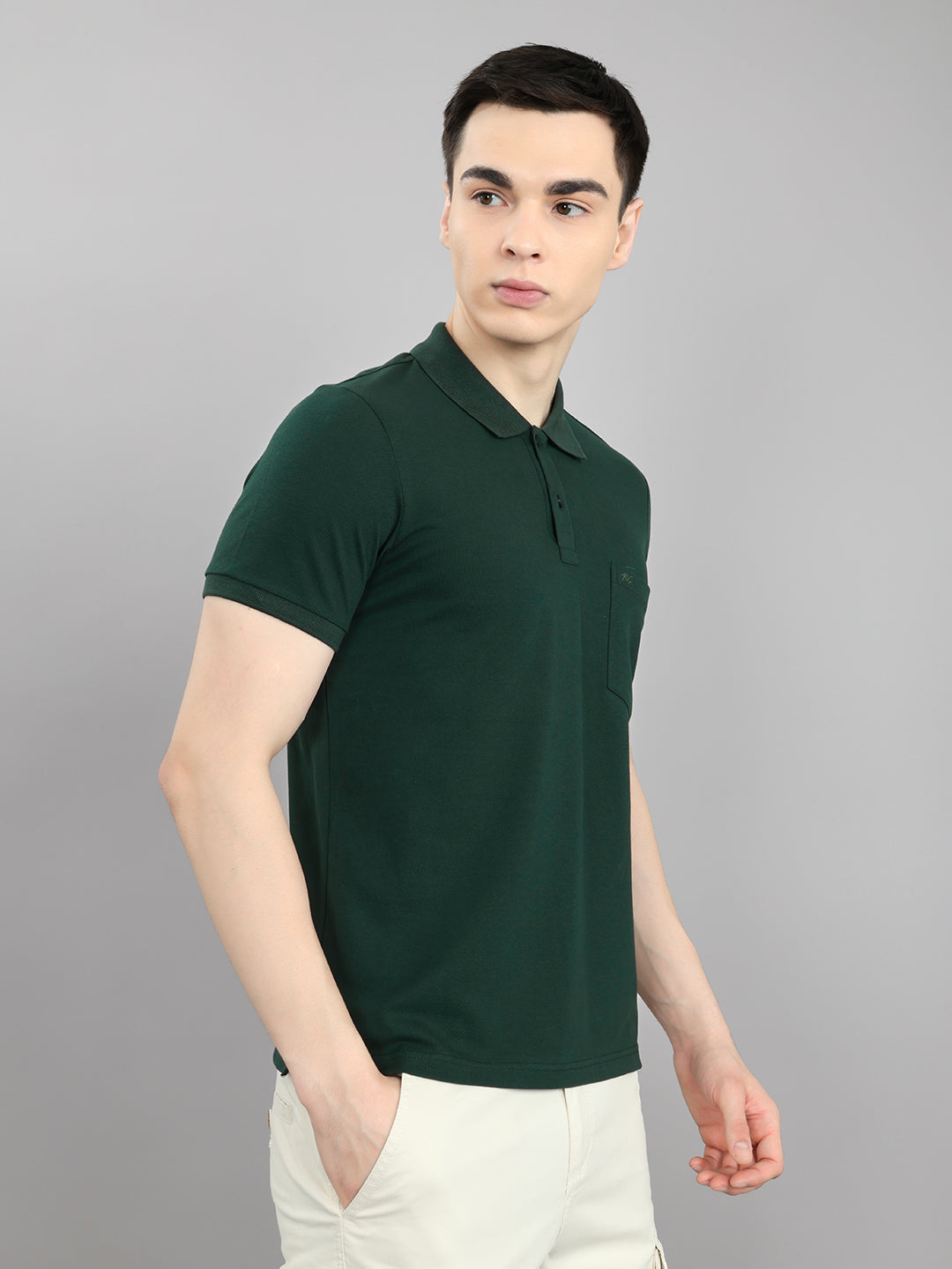 Men Dark Green Solid Collar Half Sleeve T-Shirt