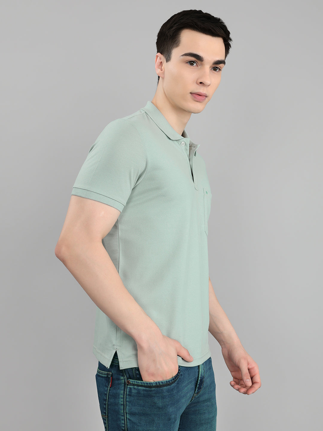 Men Sea Green Solid Collar Half Sleeve T-Shirt