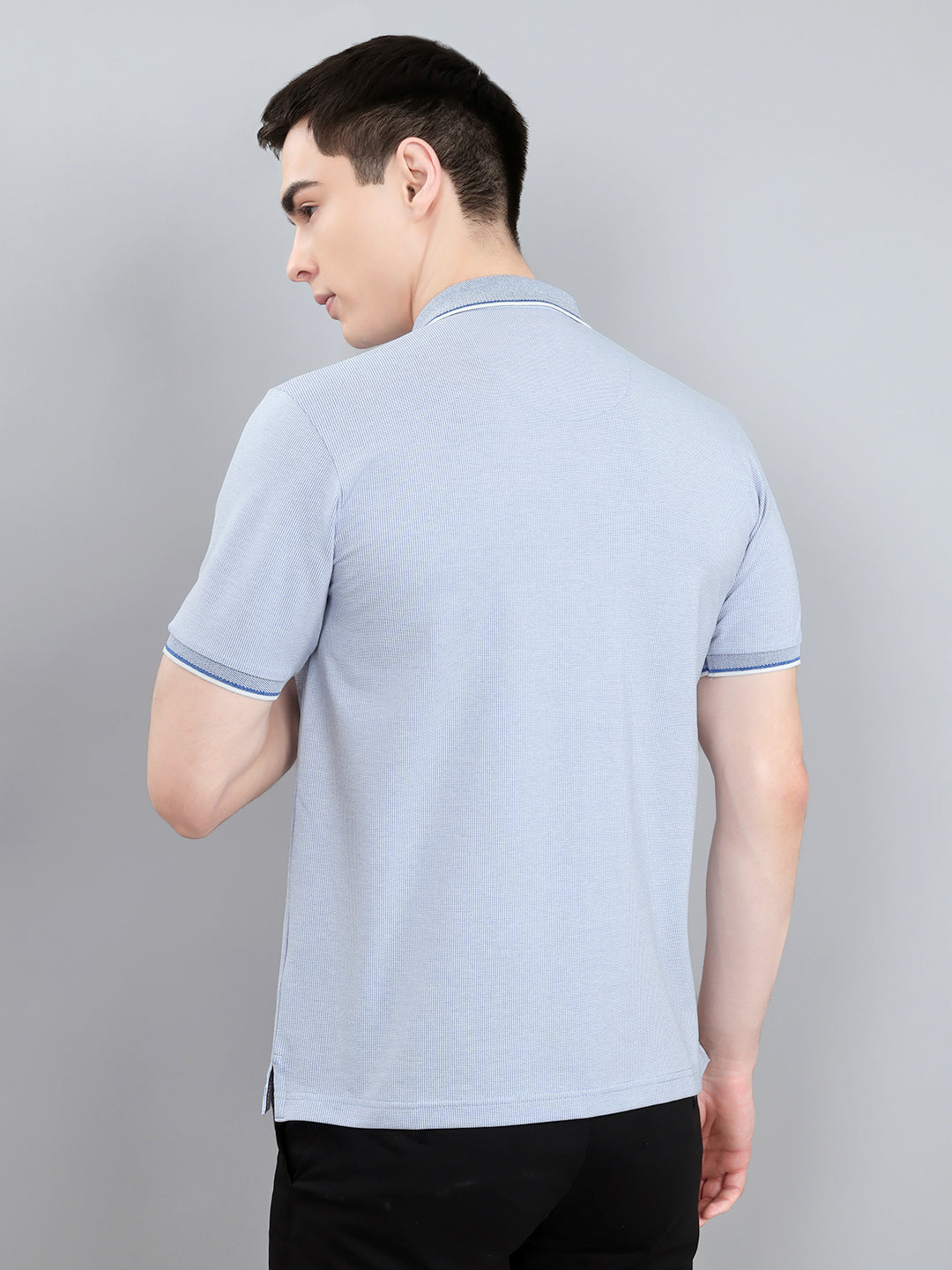 Men Sky Blue Solid Collar Half Sleeve T-Shirt