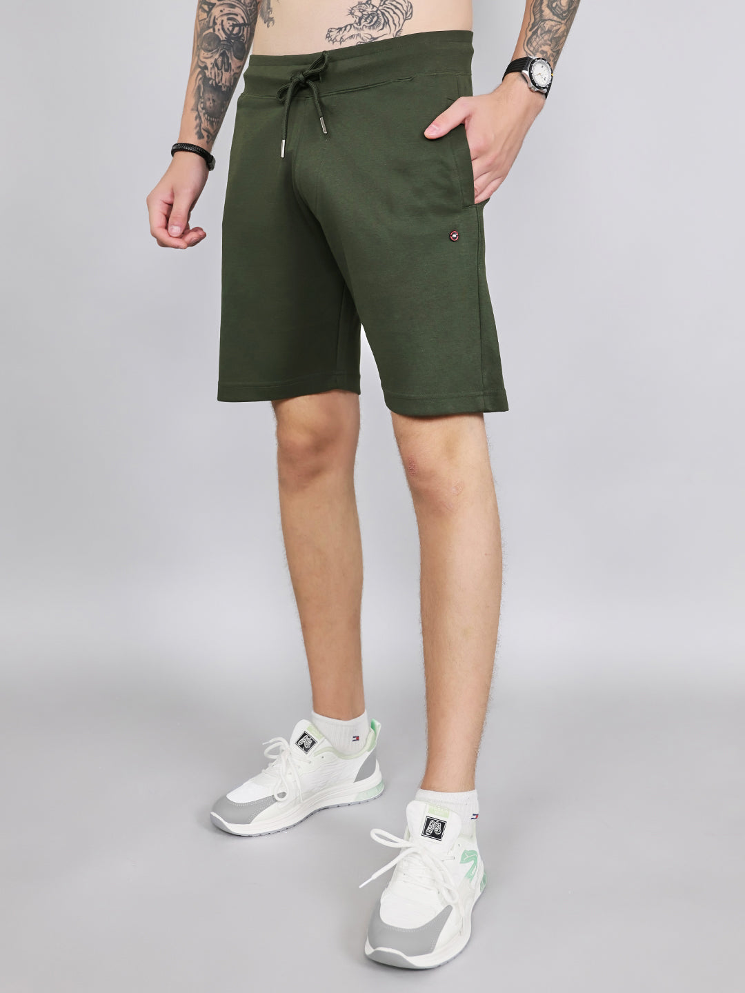 Men Olive Plain Regular Fit Bermuda