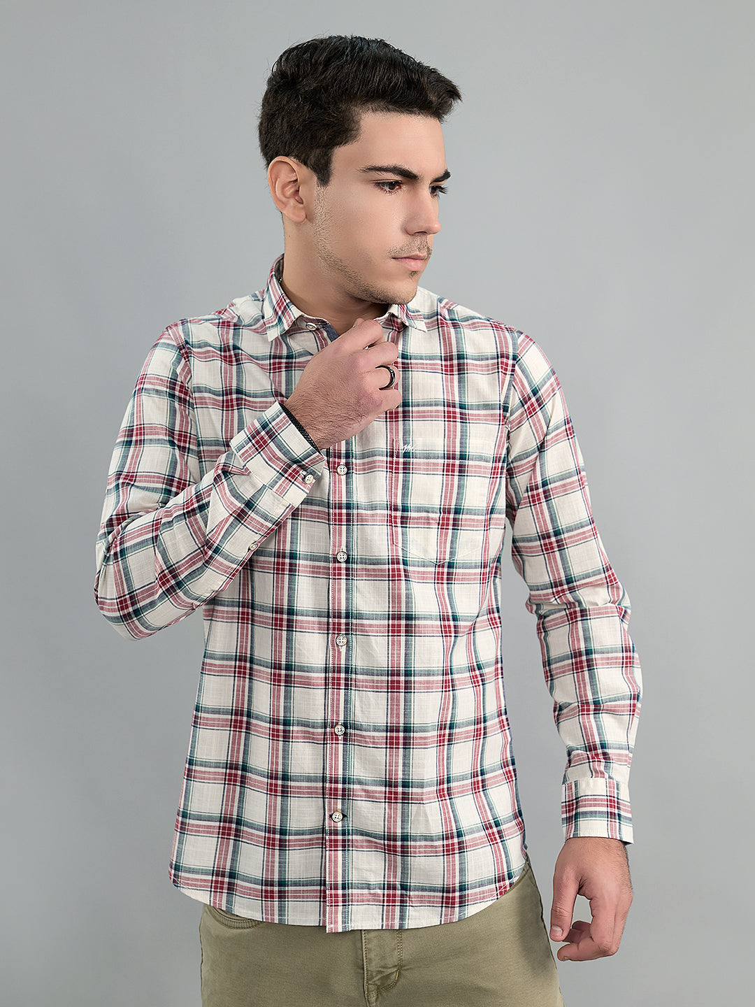 Men White Check Collar Full Sleeve Shirt