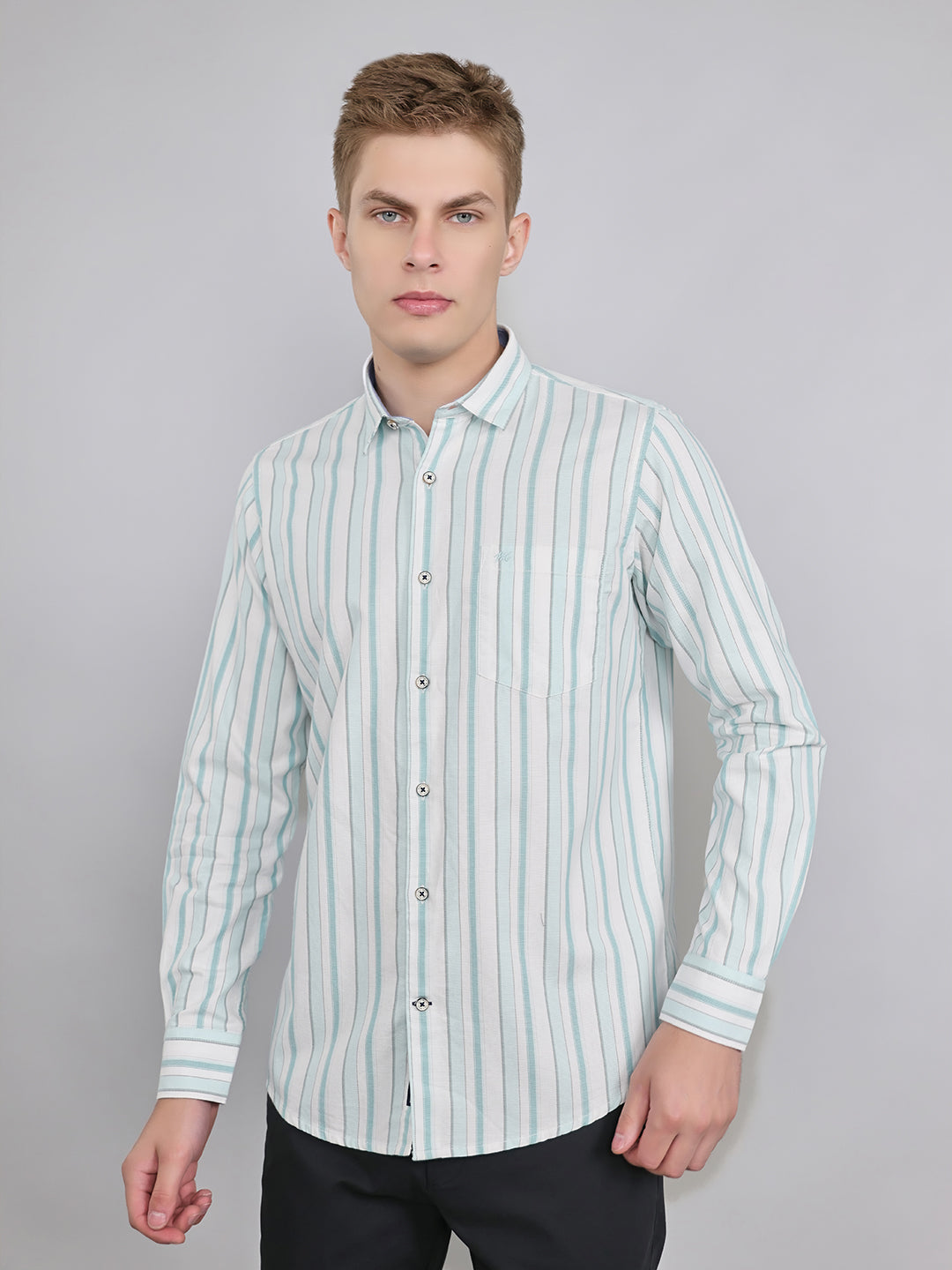 Men White Stripe Collar Full Sleeve Shirt