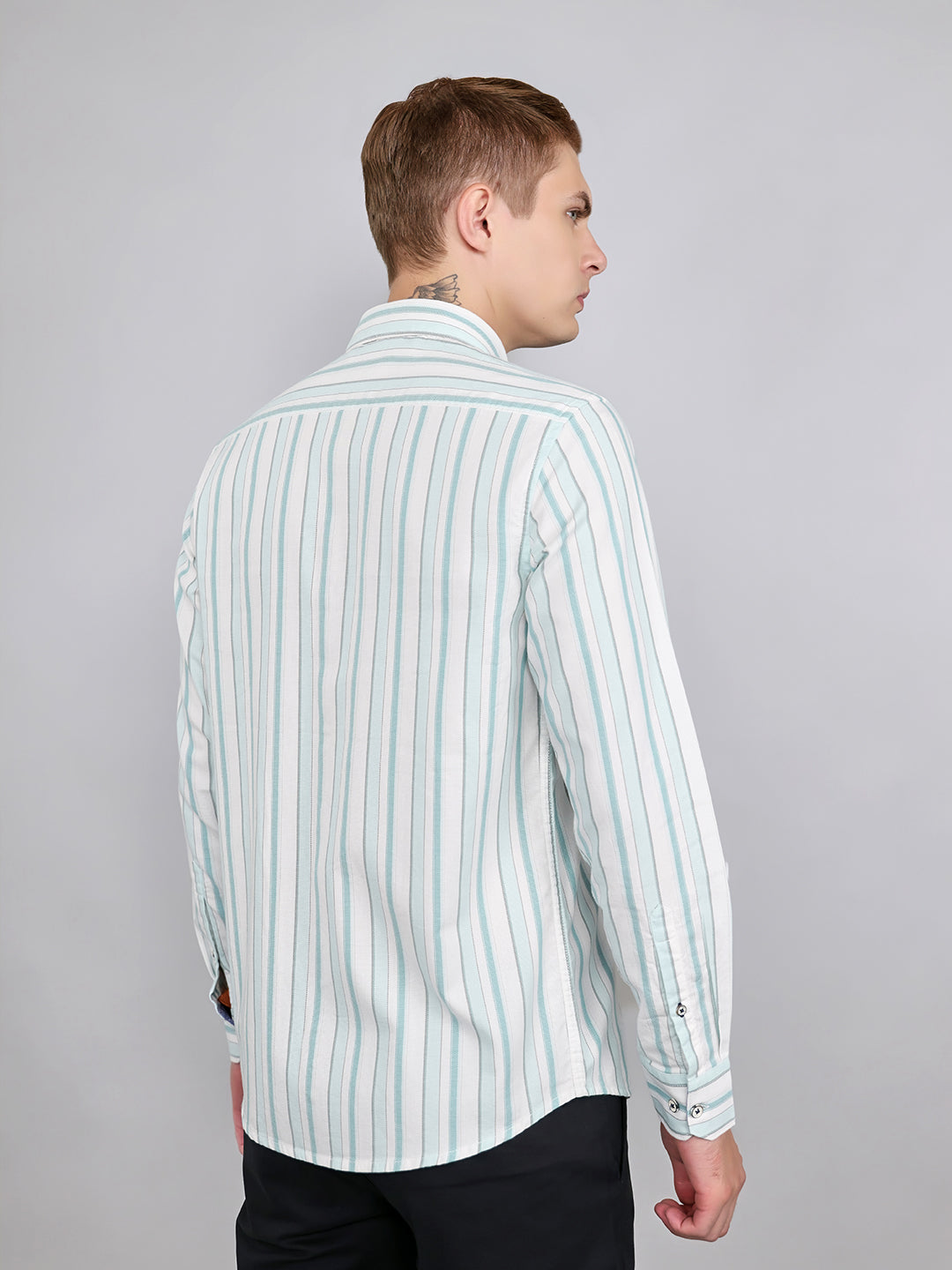 Men White Stripe Collar Full Sleeve Shirt