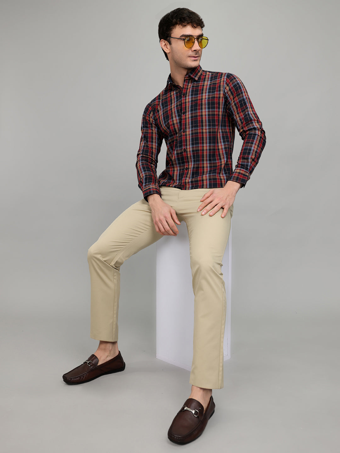 Men Maroon Check Collar Full Sleeve Shirt
