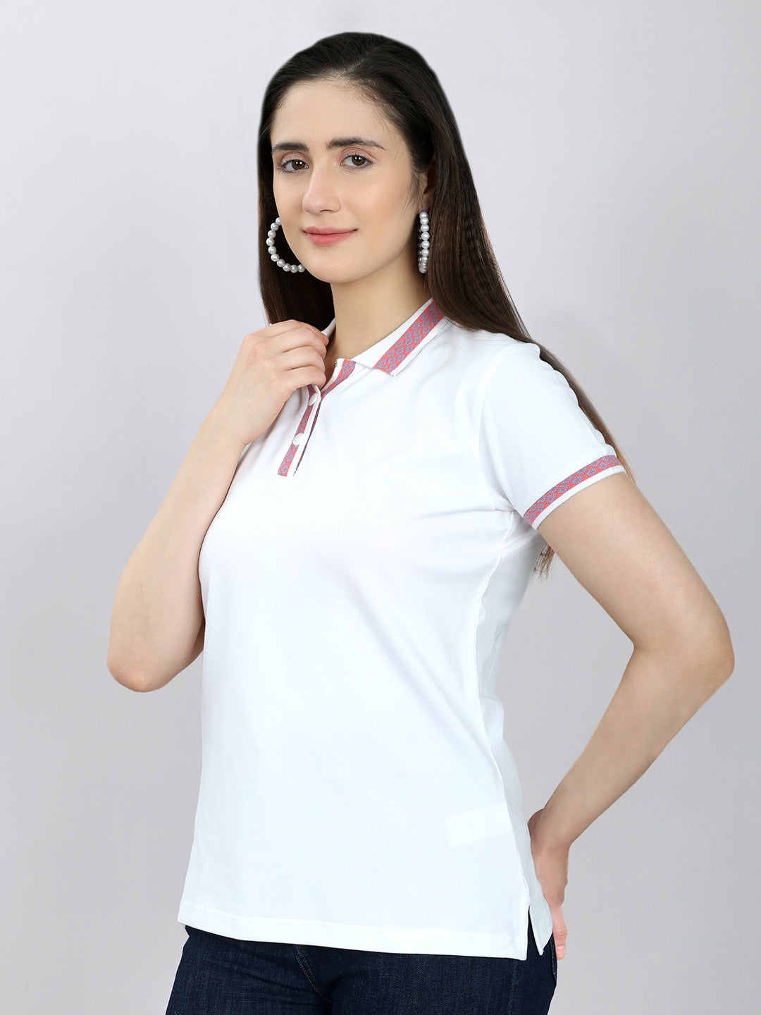 Women White Solid Collar Half Sleeve T-Shirt