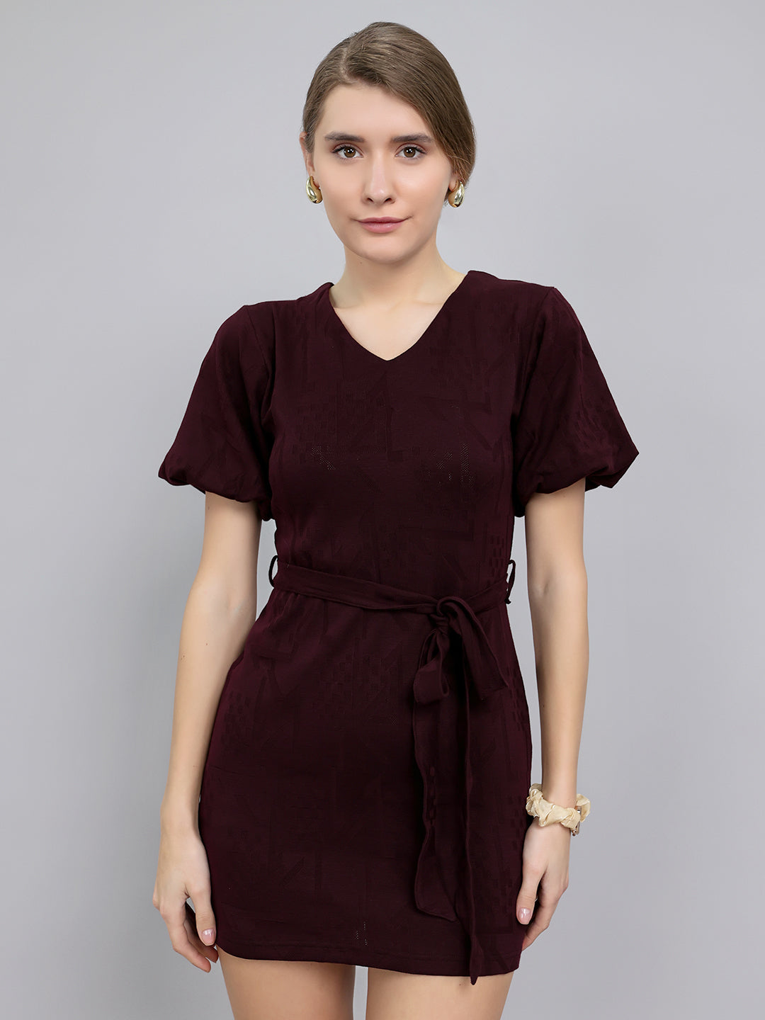 Women Maroon Self Design V Neck Half Sleeve Dress