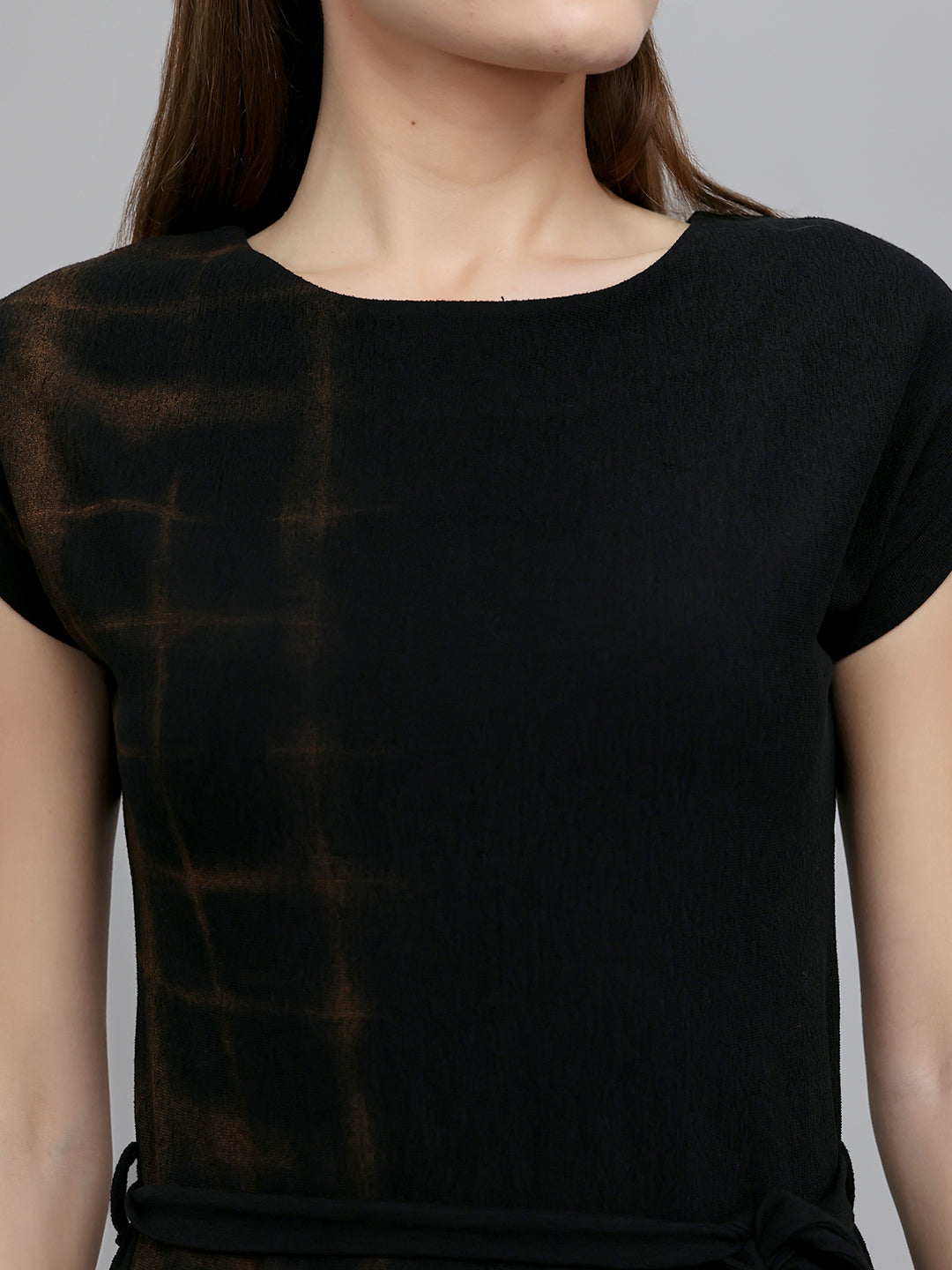 Women Black Self Design Round Neck Half Sleeve Dress