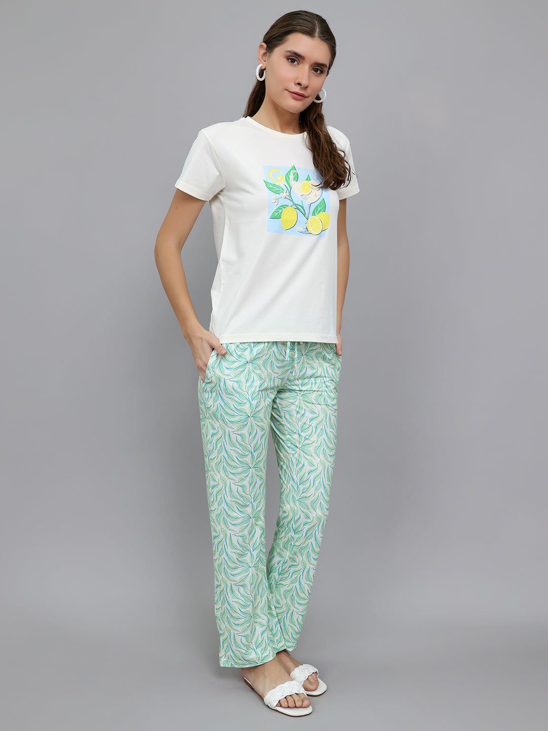 Women Off White Printed Round Neck Half Sleeve Lower Set