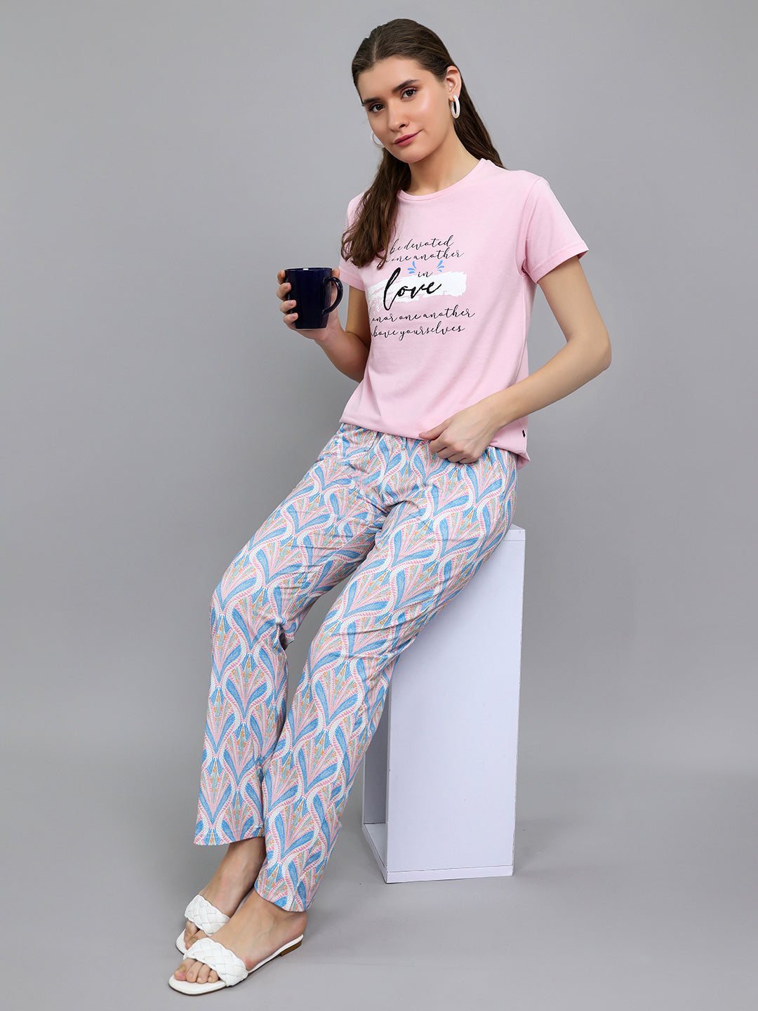 Women Pink Printed Round Neck Half Sleeve Lower Set